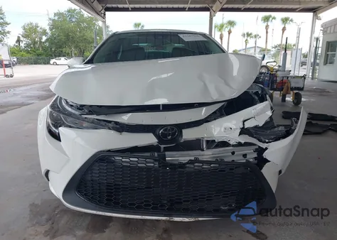 2022 Toyota Corolla Le z USA, uszkodzony, nr VIN 5YFEPMAEXNP368783